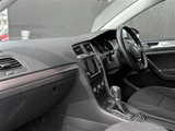 2017 Volkswagen Golf Alltrack TSI 4 PKG Sedan for sale, Japanese used car export - photo 13 of 23 | GULJI TRADERS