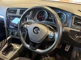 2017 Volkswagen Golf Alltrack TSI 4WD Sedan for sale, Japanese used car export - photo 5 of 24 | GULJI TRADERS