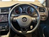 2017 Volkswagen Golf Alltrack TSI 4WD Sedan for sale, Japanese used car export - photo 6 of 24 | GULJI TRADERS