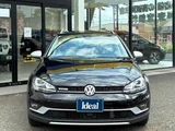 2017 Volkswagen Golf Alltrack Sedan for sale, Japanese used car export - photo 2 of 22 | GULJI TRADERS