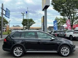 2017 Volkswagen Golf Alltrack Sedan for sale, Japanese used car export - photo 4 of 22 | GULJI TRADERS