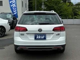 2017 Volkswagen Golf Alltrack TSI Sedan for sale, Japanese used car export - photo 6 of 29 | GULJI TRADERS