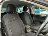 2017 Volkswagen Golf Alltrack TSI Sedan for sale, Japanese used car export - photo 13 of 29 | GULJI TRADERS