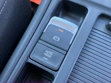 2017 Volkswagen Golf Alltrack TSI Sedan for sale, Japanese used car export - photo 11 of 24 | GULJI TRADERS