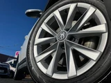 2017 Volkswagen Golf Alltrack TSI Sedan for sale, Japanese used car export - photo 23 of 24 | GULJI TRADERS