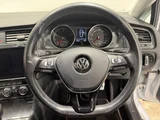 2017 Volkswagen Golf Alltrack TSI Sedan for sale, Japanese used car export - photo 7 of 9 | GULJI TRADERS
