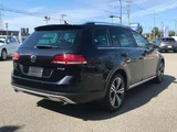 2019 Volkswagen Golf Alltrack TSI Sedan for sale, Japanese used car export - photo 3 of 36 | GULJI TRADERS