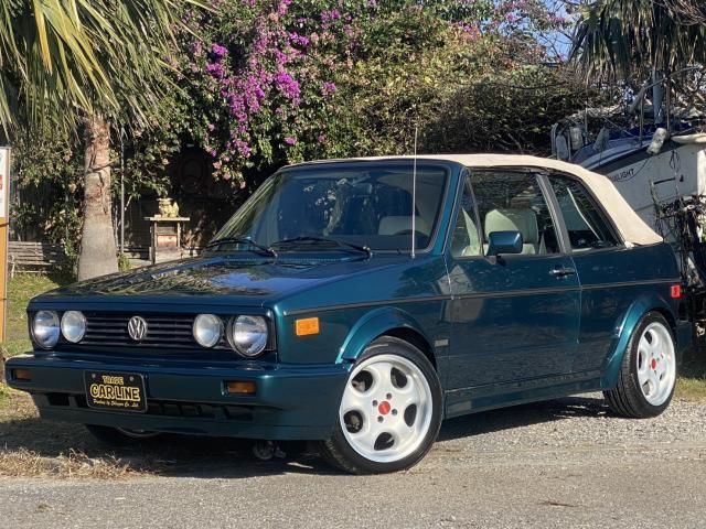 1992 Volkswagen Golf Cabrio Sedan for sale, Japanese used car export - photo 1 of 9 | GULJI TRADERS