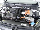 2016 Volkswagen Golf GTE Sedan for sale, Japanese used car export - photo 32 of 50 | GULJI TRADERS