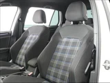 2016 Volkswagen Golf GTE Sedan for sale, Japanese used car export - photo 33 of 50 | GULJI TRADERS