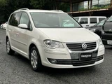 2009 Volkswagen Golf Touran TSI Sedan for sale, Japanese used car export - photo 3 of 9 | GULJI TRADERS