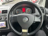 2009 Volkswagen Golf Touran TSI Sedan for sale, Japanese used car export - photo 4 of 9 | GULJI TRADERS