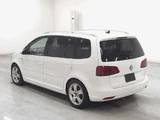 2013 Volkswagen Golf Touran TSI Sedan for sale, Japanese used car export - photo 2 of 9 | GULJI TRADERS