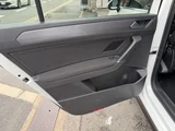 2016 Volkswagen Golf Touran TSI Sedan for sale, Japanese used car export - photo 30 of 48 | GULJI TRADERS