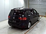 2016 Volkswagen Golf Touran TSI Sedan for sale, Japanese used car export - photo 2 of 5 | GULJI TRADERS