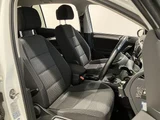 2016 Volkswagen Golf Touran TSI Sedan for sale, Japanese used car export - photo 4 of 10 | GULJI TRADERS