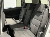 2016 Volkswagen Golf Touran TSI Sedan for sale, Japanese used car export - photo 5 of 10 | GULJI TRADERS