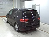 2016 Volkswagen Golf Touran TSI Sedan for sale, Japanese used car export - photo 4 of 5 | GULJI TRADERS