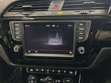2016 Volkswagen Golf Touran TSI Sedan for sale, Japanese used car export - photo 11 of 14 | GULJI TRADERS