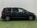 2017 Volkswagen Golf Touran Sedan for sale, Japanese used car export - photo 18 of 20 | GULJI TRADERS