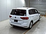 2017 Volkswagen Golf Touran TSI Sedan for sale, Japanese used car export - photo 2 of 5 | GULJI TRADERS