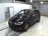 2017 Volkswagen Golf Touran Sedan for sale, Japanese used car export - photo 1 of 5 | GULJI TRADERS
