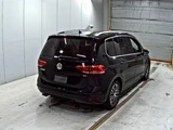 2017 Volkswagen Golf Touran Sedan for sale, Japanese used car export - photo 2 of 5 | GULJI TRADERS