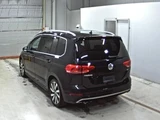 2017 Volkswagen Golf Touran TSI Sedan for sale, Japanese used car export - photo 2 of 3 | GULJI TRADERS