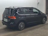 2017 Volkswagen Golf Touran Sedan for sale, Japanese used car export - photo 2 of 6 | GULJI TRADERS