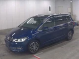 2017 Volkswagen Golf Touran TSI Sedan for sale, Japanese used car export - photo 4 of 5 | GULJI TRADERS