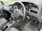 2017 Volkswagen Golf Touran Sedan for sale, Japanese used car export - photo 3 of 10 | GULJI TRADERS