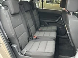 2018 Volkswagen Golf Touran TSI Pro Sedan for sale, Japanese used car export - photo 16 of 38 | GULJI TRADERS