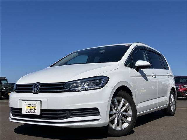 2018 Volkswagen Golf Touran TSI Sedan for sale, Japanese used car export - photo 1 of 30 | GULJI TRADERS