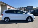 2018 Volkswagen Golf Touran TSI Sedan for sale, Japanese used car export - photo 17 of 30 | GULJI TRADERS