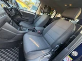2018 Volkswagen Golf Touran Sedan for sale, Japanese used car export - photo 19 of 25 | GULJI TRADERS