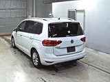 2018 Volkswagen Golf Touran TSI Sedan for sale, Japanese used car export - photo 2 of 3 | GULJI TRADERS