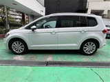 2018 Volkswagen Golf Touran TDI Diesel Sedan for sale, Japanese used car export - photo 7 of 21 | GULJI TRADERS