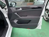 2018 Volkswagen Golf Touran TDI Diesel Sedan for sale, Japanese used car export - photo 16 of 21 | GULJI TRADERS