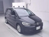 2018 Volkswagen Golf Touran TDI Sedan for sale, Japanese used car export - photo 1 of 11 | GULJI TRADERS