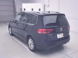 2018 Volkswagen Golf Touran TDI Sedan for sale, Japanese used car export - photo 2 of 11 | GULJI TRADERS
