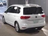 2018 Volkswagen Golf Touran TSI Sedan for sale, Japanese used car export - photo 2 of 6 | GULJI TRADERS