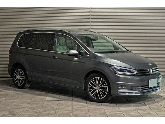2018 Volkswagen Golf Touran TDI 20 Sedan for sale, Japanese used car export | GULJI TRADERS