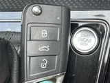 2019 Volkswagen Golf Touran TDI Sedan for sale, Japanese used car export - photo 19 of 24 | GULJI TRADERS