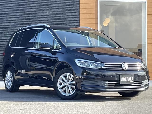 2019 Volkswagen Golf Touran TDI Sedan for sale, Japanese used car export | GULJI TRADERS
