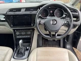2019 Volkswagen Golf Touran TDI Sedan for sale, Japanese used car export - photo 3 of 9 | GULJI TRADERS