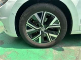 2020 Volkswagen Golf Touran TSI Sedan for sale, Japanese used car export - photo 12 of 21 | GULJI TRADERS
