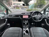2020 Volkswagen Golf Touran TSI Sedan for sale, Japanese used car export - photo 16 of 21 | GULJI TRADERS