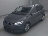 2022 Volkswagen Golf Touran TDI Sedan for sale, Japanese used car export - photo 1 of 8 | GULJI TRADERS