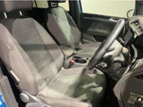 2022 Volkswagen Golf Touran TSI Sedan for sale, Japanese used car export - photo 6 of 9 | GULJI TRADERS