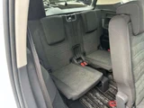 2025 Volkswagen Golf Touran TSI Sedan for sale, Japanese used car export - photo 7 of 39 | GULJI TRADERS